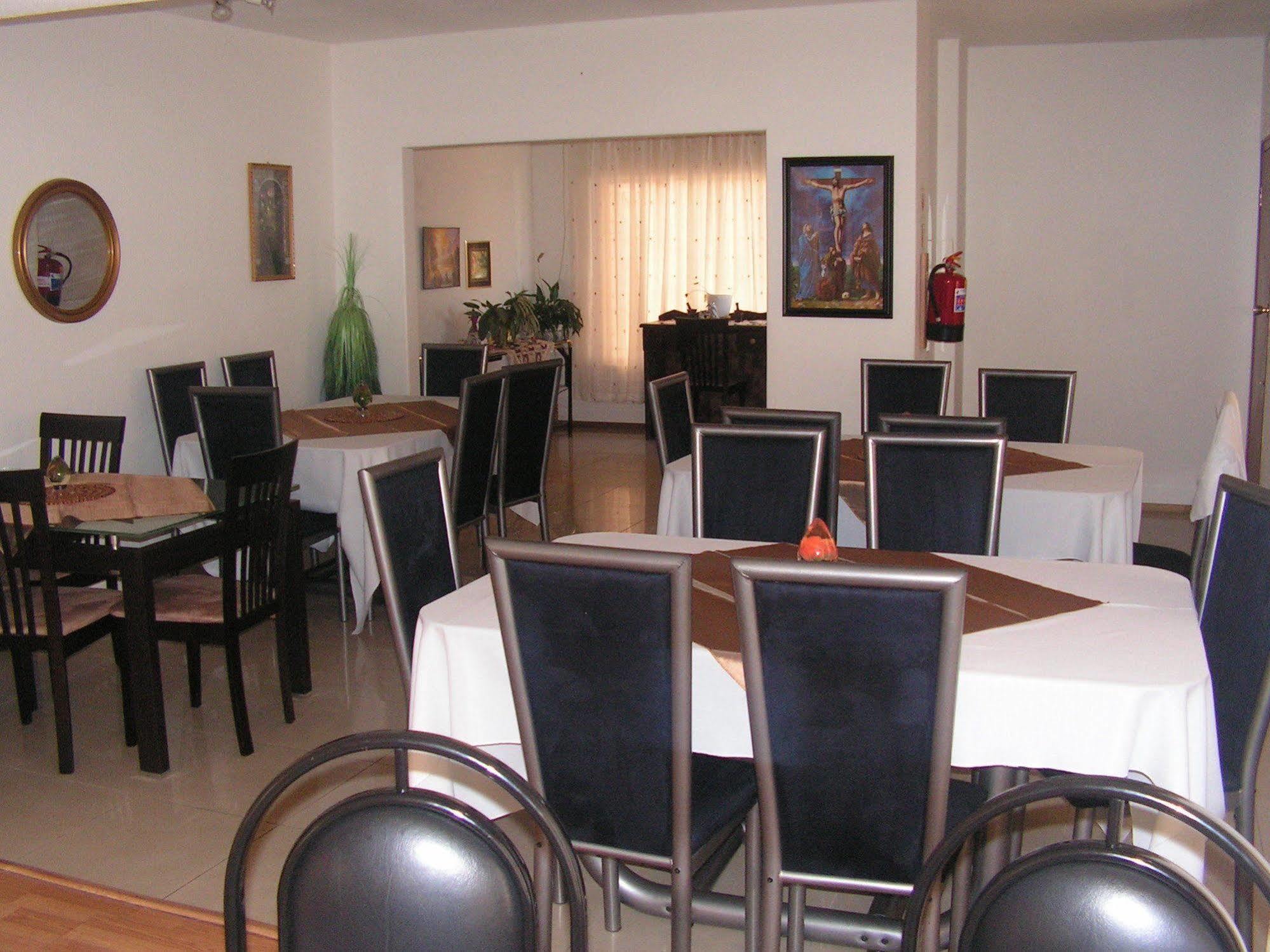Moshitametsi Guesthouse Kempton Park Exterior photo