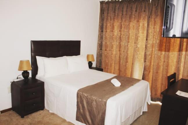 Moshitametsi Guesthouse Kempton Park Exterior photo