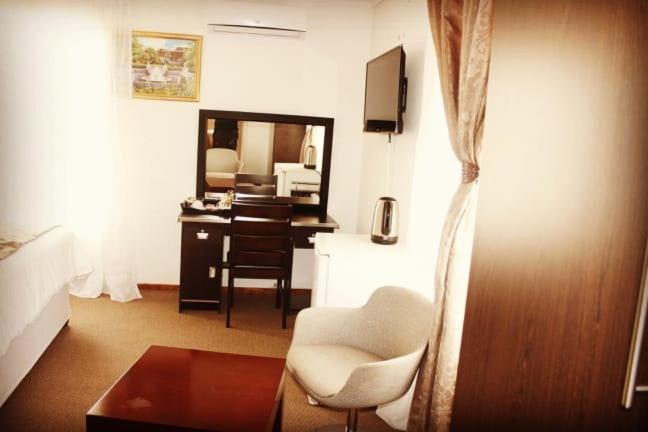 Moshitametsi Guesthouse Kempton Park Exterior photo